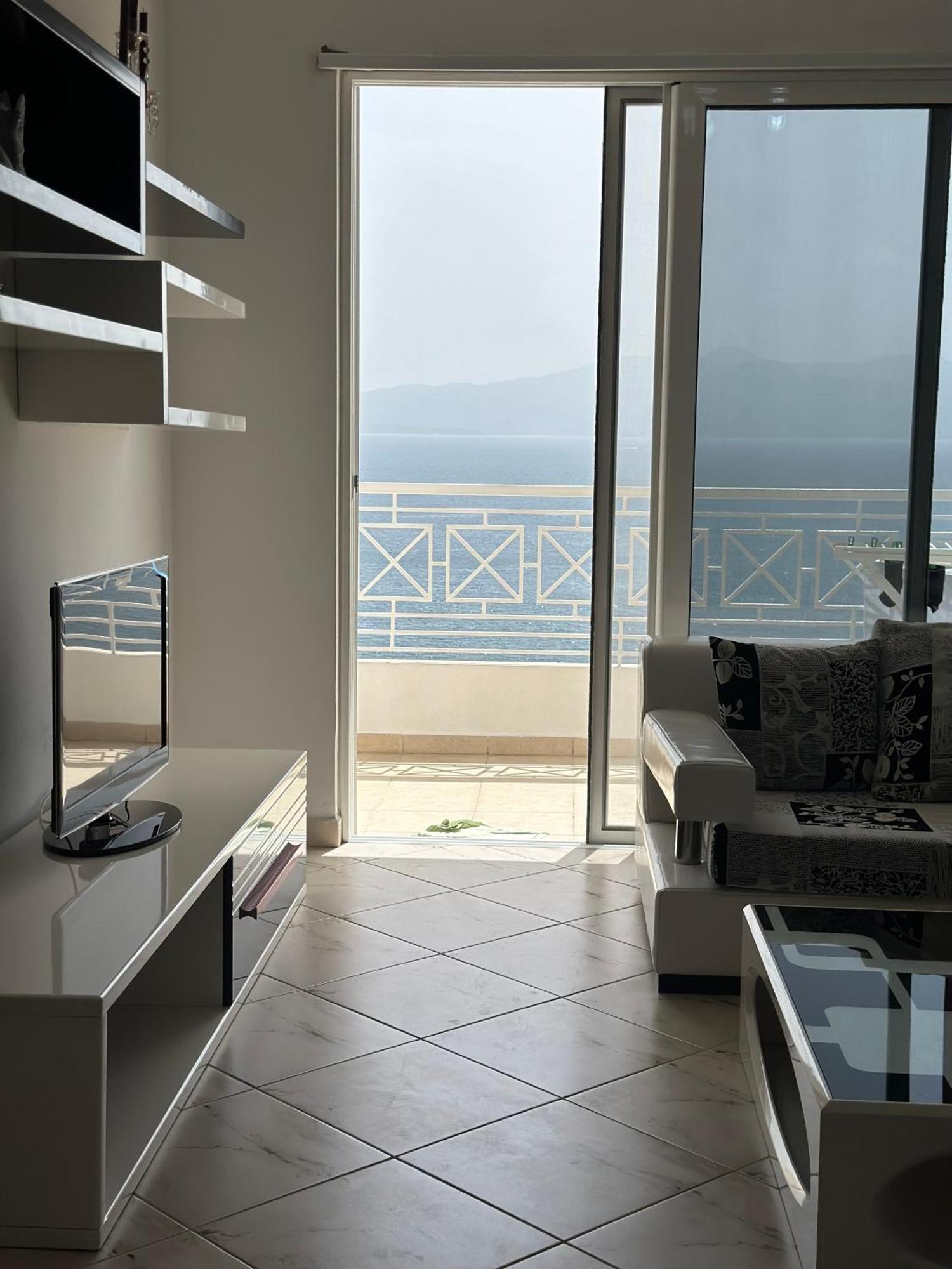Tini Sea View Apartment Sarande Exterior photo